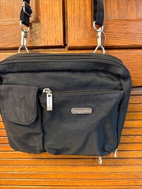 Baggallini Black Crossbody Belt Bag